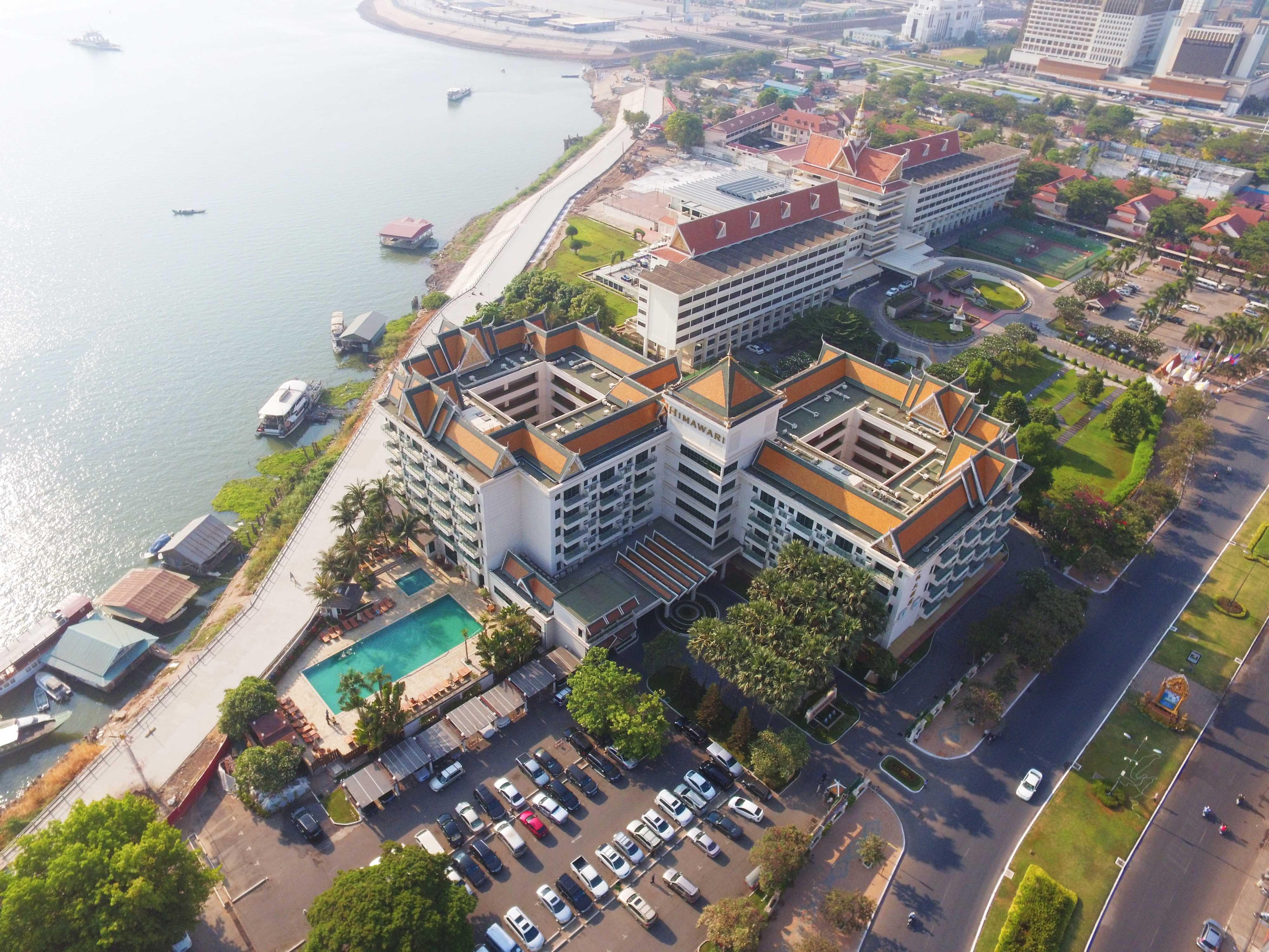 Himawari Hotel Apartments Phnom Penh Esterno foto